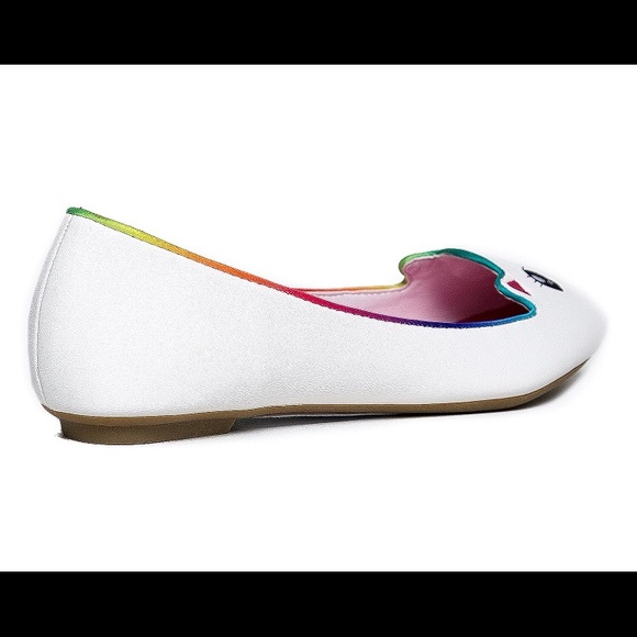 Cute to the core Unicorn 🦄 shoes - Picture 2 of 5